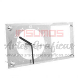 RELOJ RECTANGULAR $ 26.000